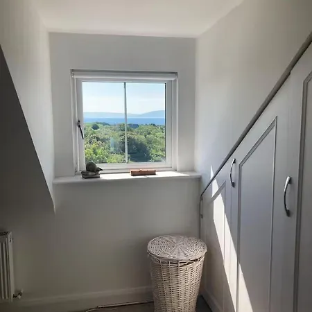 Coastal Retreat - Beautiful Relaxing 5 Bedroom With Spectacular Views Of Bay * Galway