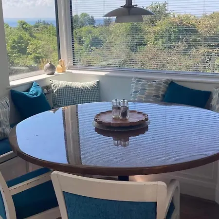 Luxury Getaway With 5 Bedrooms * 골웨이
