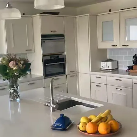 Luxury Getaway With 5 Bedrooms Galway